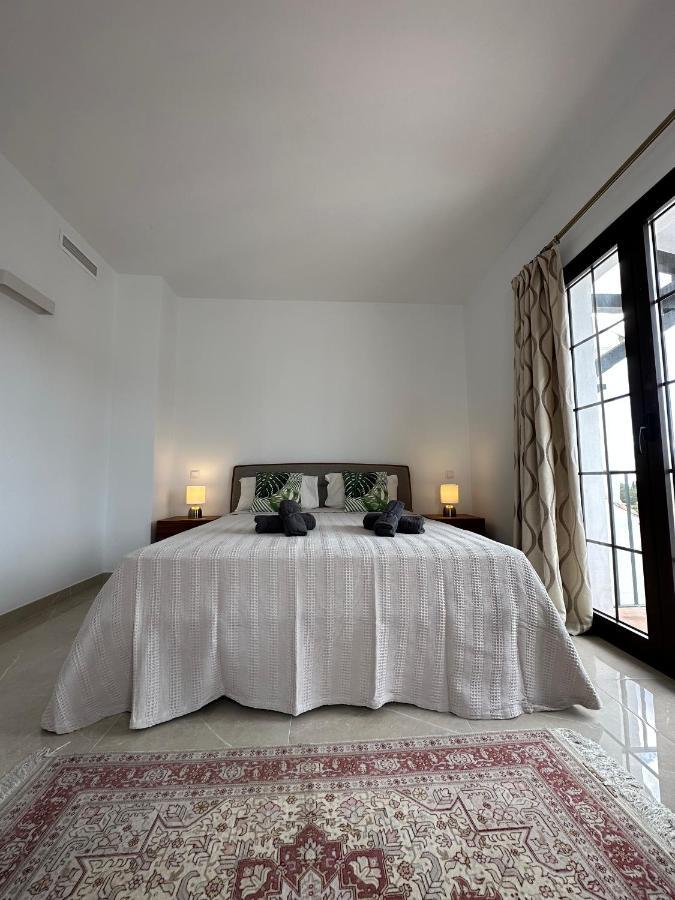 Aldea Blanca Elegant Penthouse In Puerto Banus Apartment