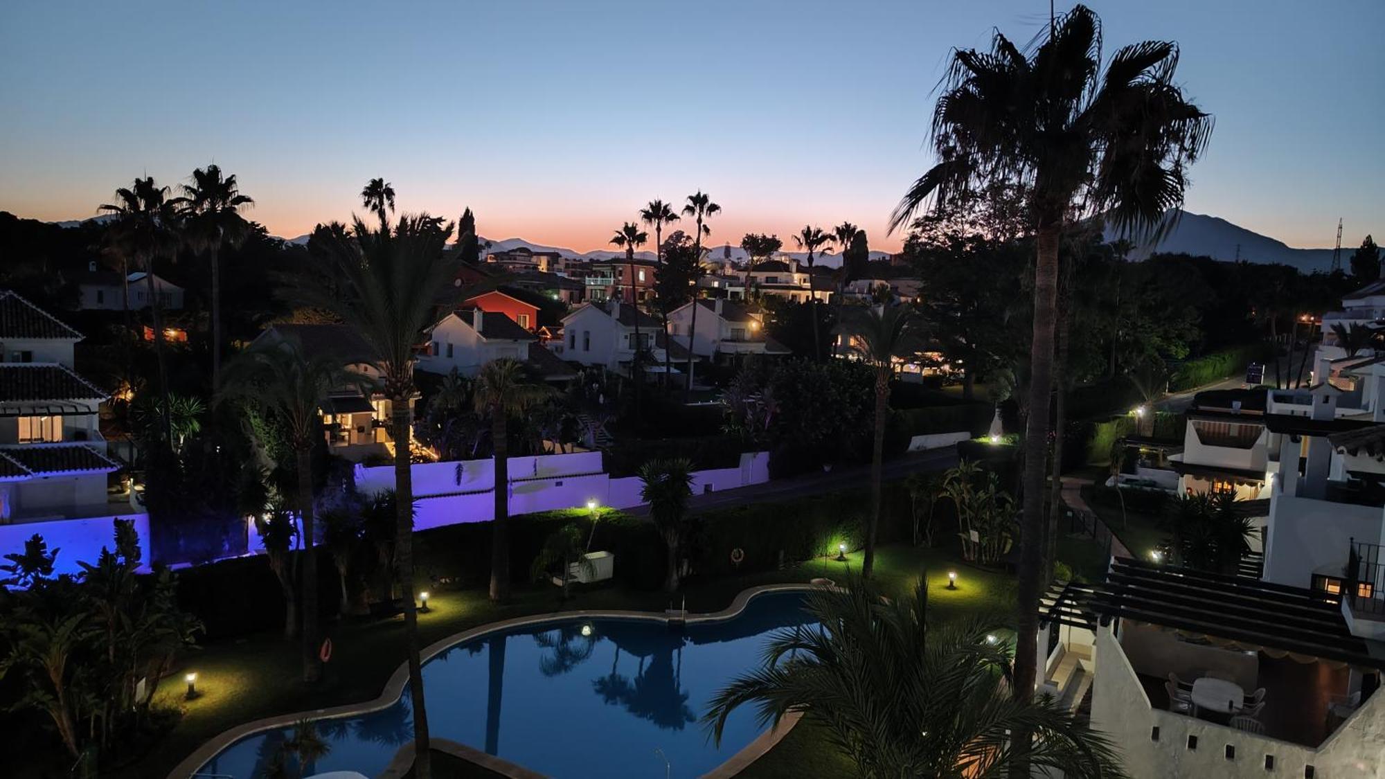 Aldea Blanca Elegant Penthouse In Puerto Banus *